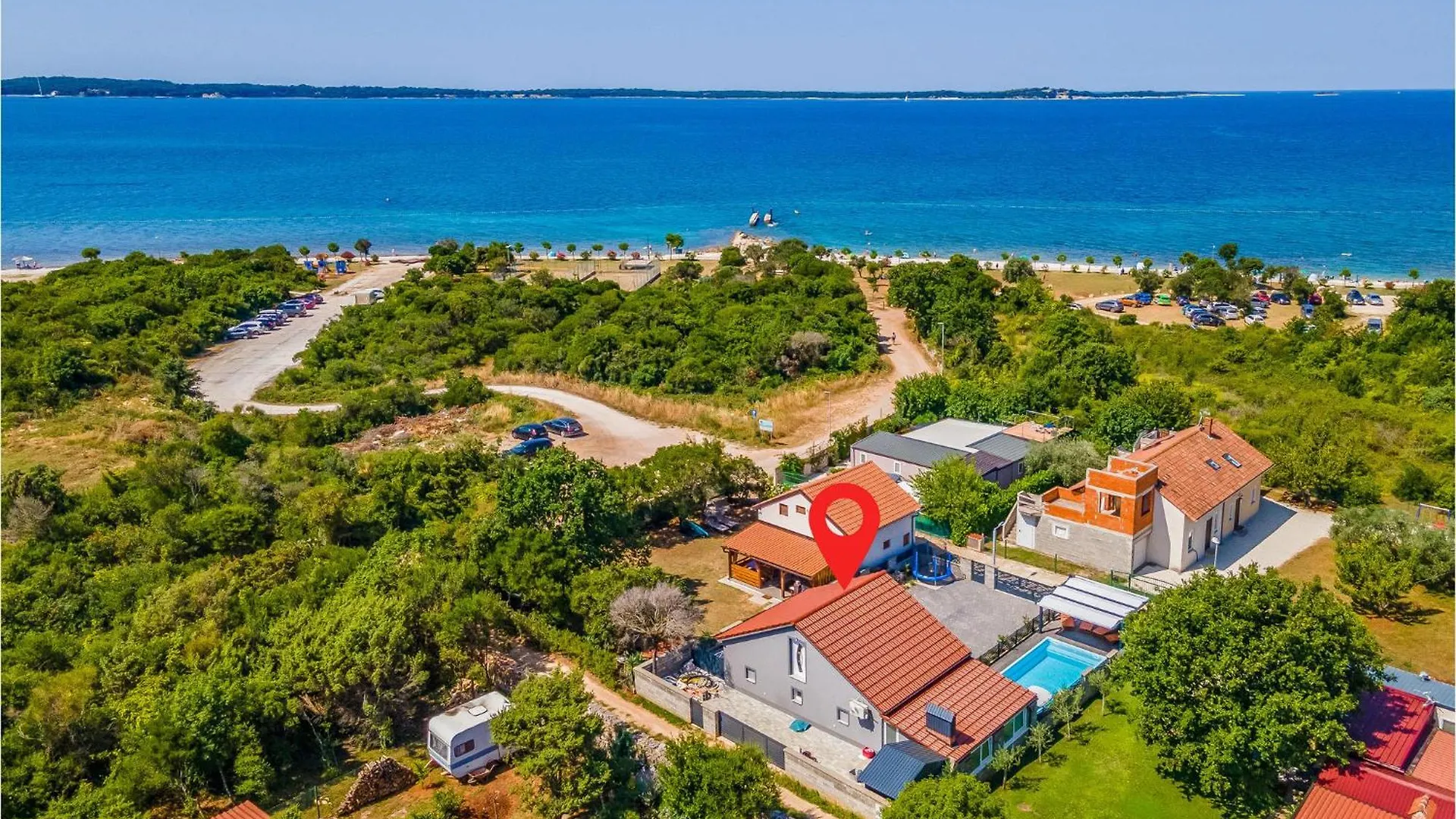 Amazing Home In Peroj With House A Panoramic View