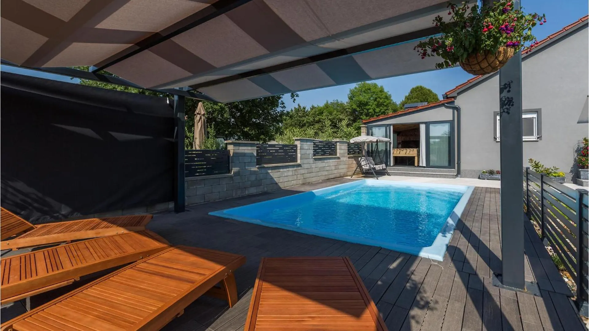 Amazing Home In Peroj With House A Panoramic View